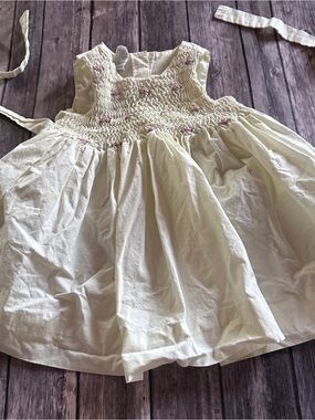 Class club yellow smocked dress vguc 18m